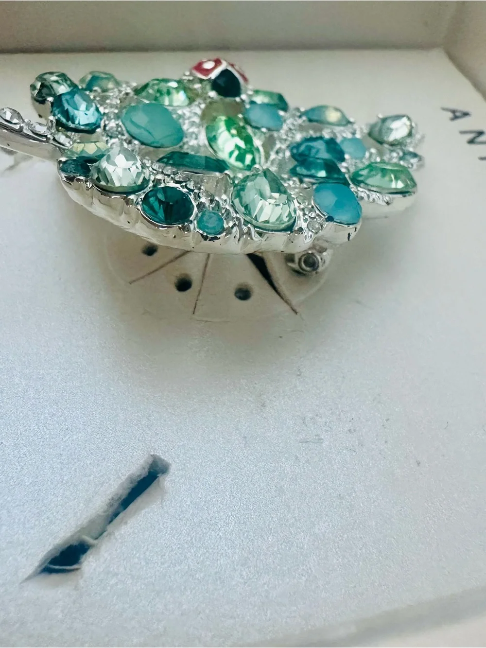 🐞 Anne Klein Jeweled Leaf & Ladybug Brooch in Original Box